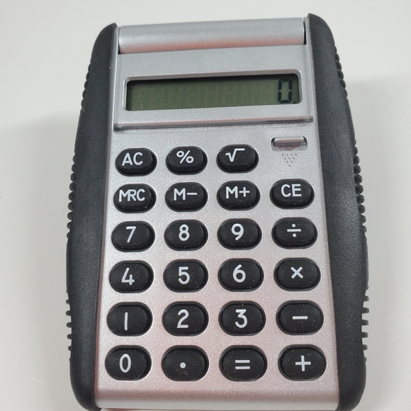Small Handheld Calculator - Picture 5 of 9
